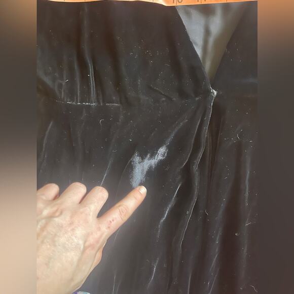 60s Vintage Black Silk Velvet Saks Fifth Ave Wrap Dress - Picture 11 of 13